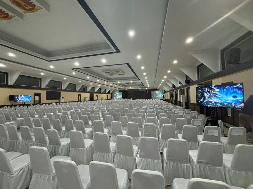 Layanan sewa TV Tebet – TV LED dan Smart TV siap antar untuk acara komunitas dan kantor