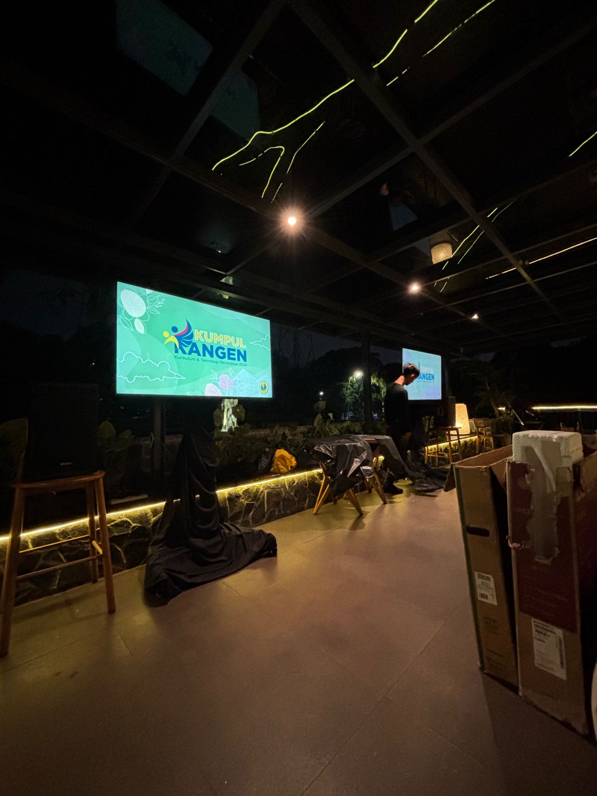 Sewa TV LED & Smart TV Pasar Rebo untuk mendukung tampilan visual acara kantor dan komunitas