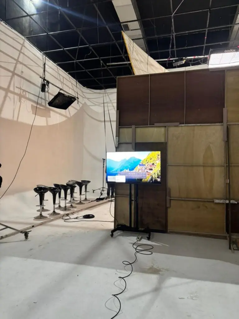 Sewa TV Pancoran: Antar Pasang ke Lokasi Acara